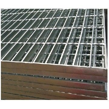 Kitchen Galvanised Floor Grating 3mm 4mm Serrated Bar High Bearing